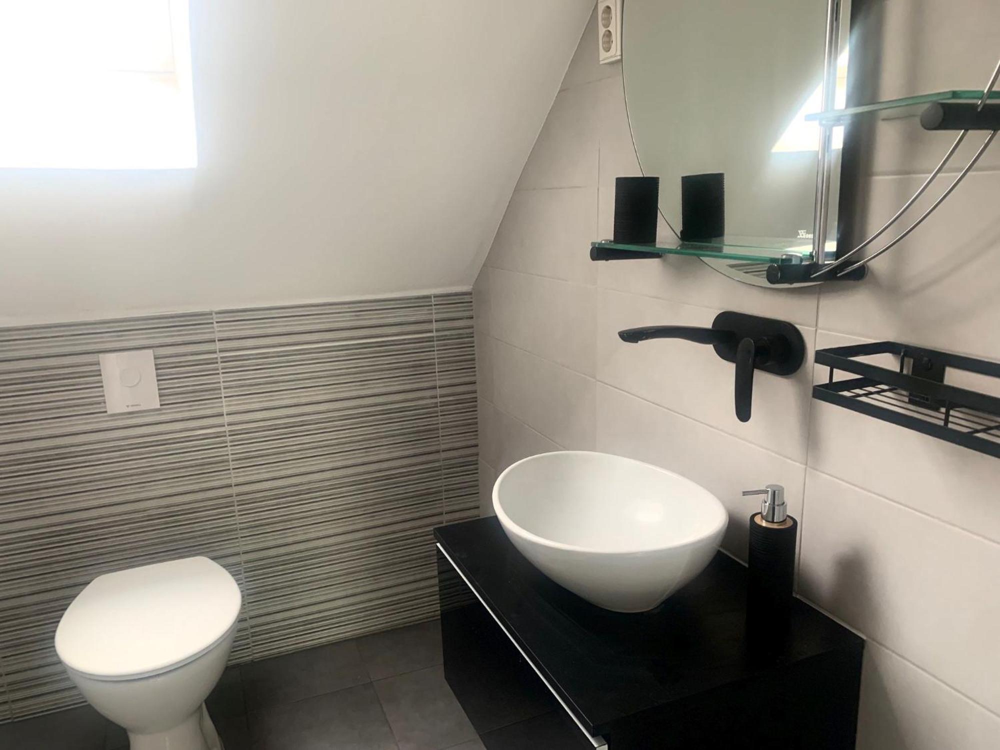 Flair Apartmanhaz Егер Екстериор снимка